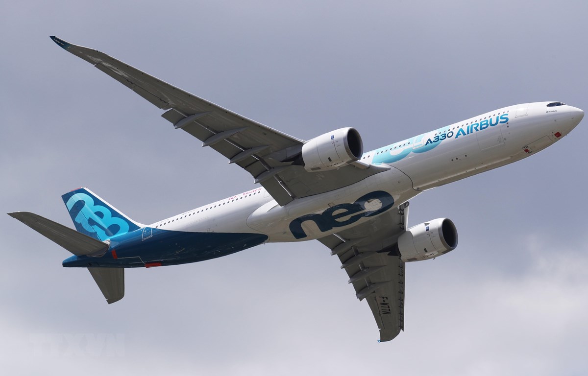 Máy bay Airbus A330neo được giới thiệu tại Triển lãm hàng không quốc tế Paris ệthươngmạiMỹ<strong>kq bốc thăm c1</strong>lần thứ 53 ở Pháp ngày 17/6. (Nguồn: THX/TTXVN)