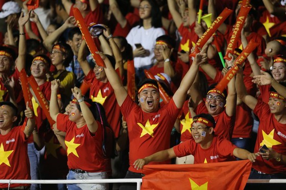 (Trực tiếp) U22 Việt Nam - U22 Indonesia 2-1: Ho&agrave;ng Đức khai hỏa ảnh 7