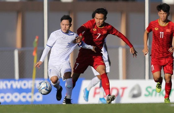 Việt Nam - Lào 6-1: Quang Hải ghi bàn thứ 6 cho đội nhà ảnh 3