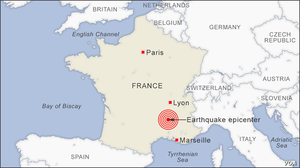 Dong dat manh bat thuong o Dong Nam nuoc Phap hinh anh 1