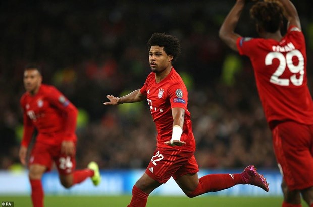 Ket qua bong da: Real gay that vong, Bayern huy diet Tottenham 7-2 hinh anh 2