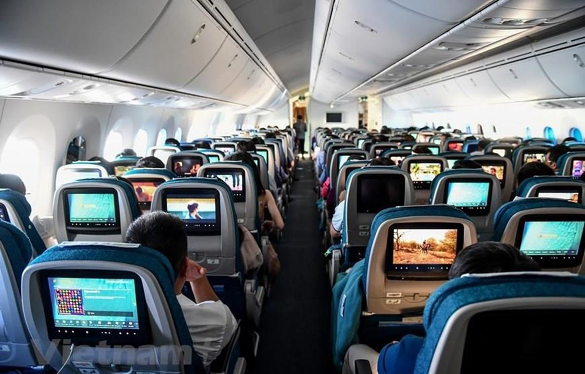 Hệ thống giải trí cao cấp, hiện đại giúp hành khách có những phút giây thư giãn khi bay. (Ảnh: Minh Tuấn/Vietnam+)