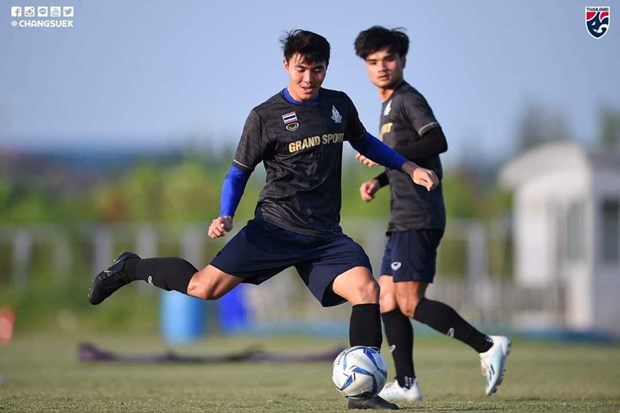 Thai Lan lach luat, bo sung hai cau thu da SEA Games 30 va U23 chau A hinh anh 1