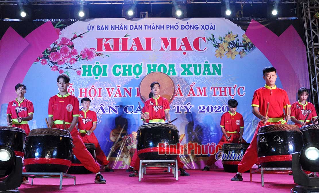 Khai mạc hội chợ hoa xuân thành phố Đồng Xoài