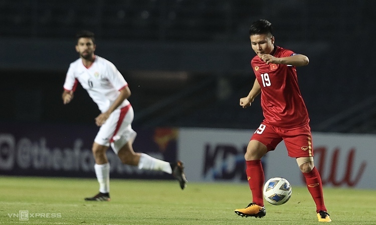 Quang Hải chơi tốt trong hai trận đầu tiên nhưng không nhận nhiều cơ hội. Ảnh: Đức Đồng.