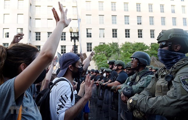 Tong thong My chuan bi trien khai dac vu lien bang toi thanh pho lon hinh anh 1