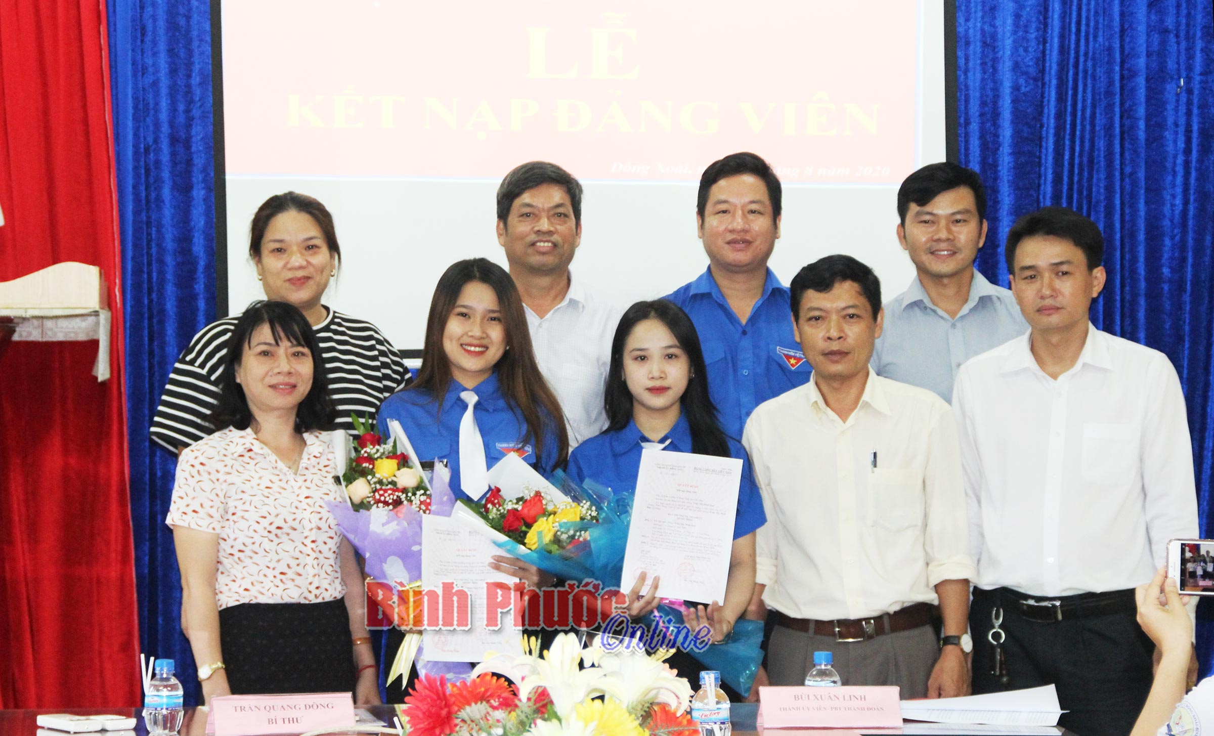 Khi học sinh phấn đấu vào Đảng