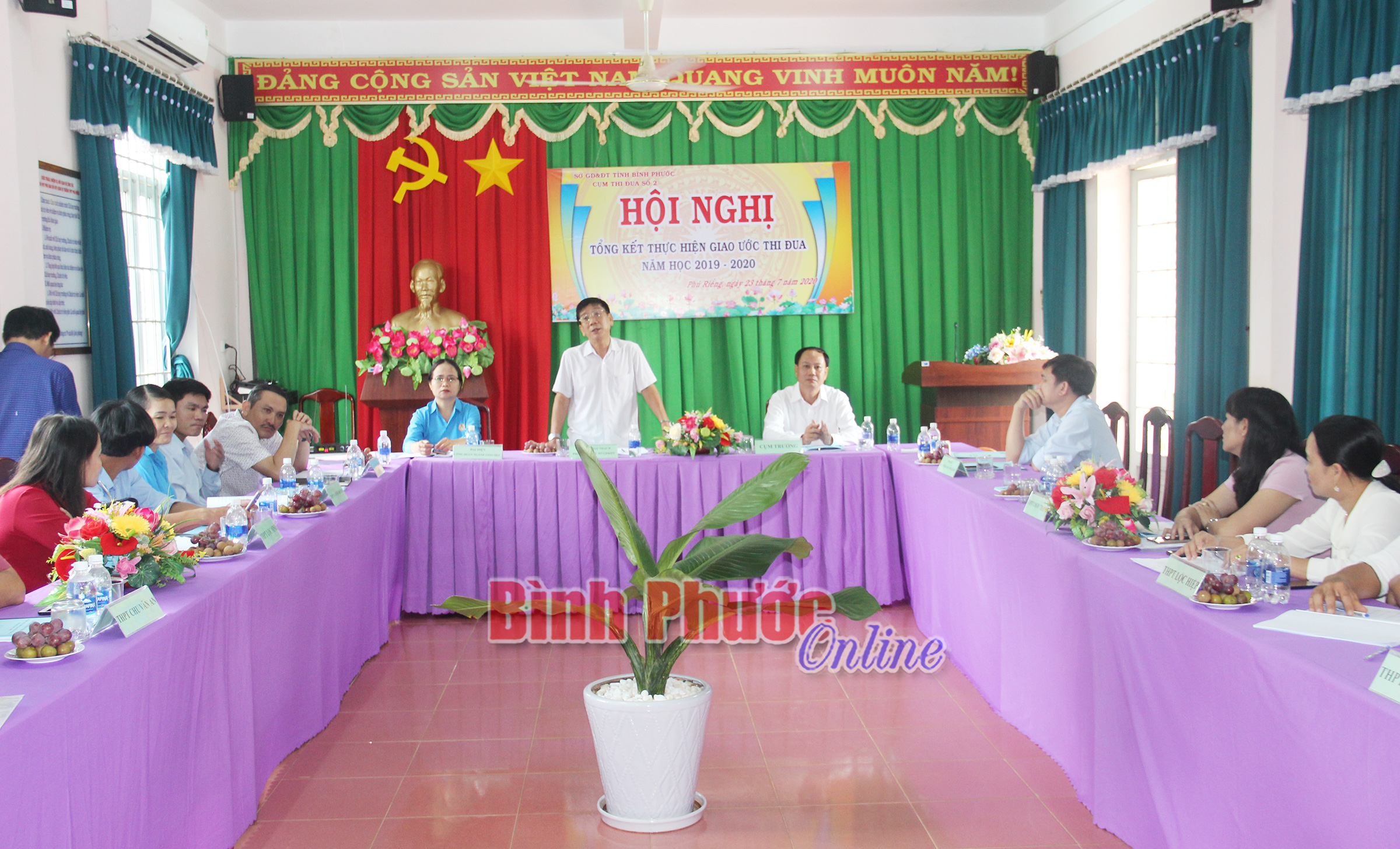Trường THPT Phú Riềng nhất cụm thi đua số 2