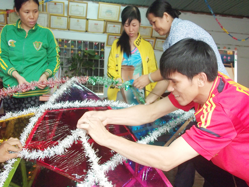 Rộn ràng tết Trung thu 2013