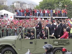 Chuyển thi hài ông Hugo Chavez tới bảo tàng quân sự