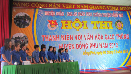 Hội thi “Thanh niên với văn hóa giao thông”