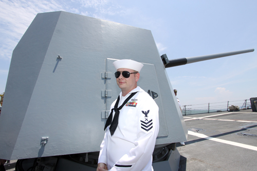 TÀU USS CHUNG HOON - ẢNH NGUYỄN TÚ