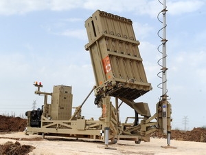 Israel chặn thành công rocket bắn từ Bán đảo Sinai