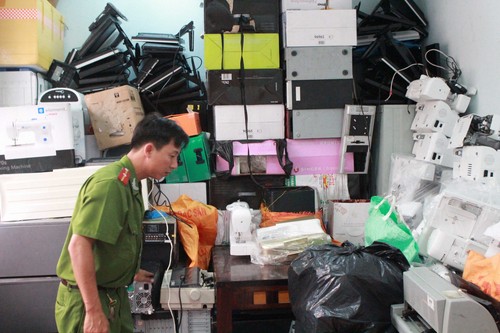 Tang vật trộm cắp, h&ocirc;i của bị c&ocirc;ng an thu giữ  1