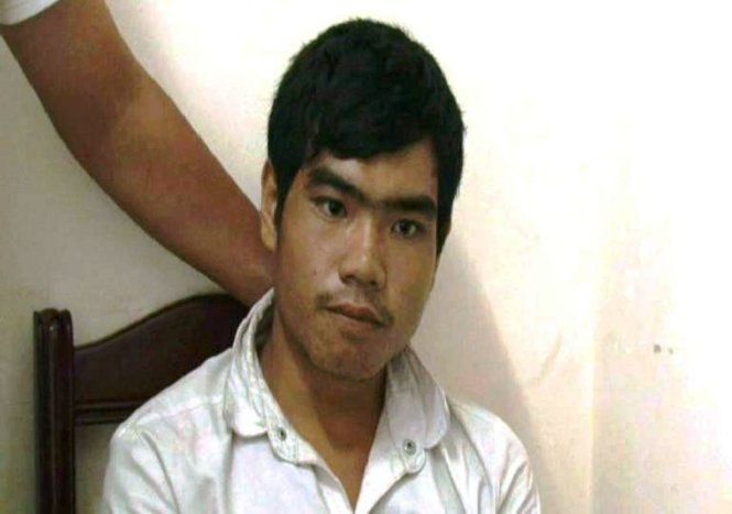 Nghi phạm Hai thời điểm bị bắt giữ chiều 19-7 - Ảnh: C&ocirc;ng an cung cấp