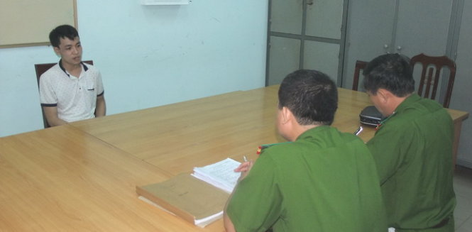 H&ocirc;̀ Chí Bảo tại cơ quan đi&ecirc;̀u tra - Ảnh: Qu&ocirc;́c Nam