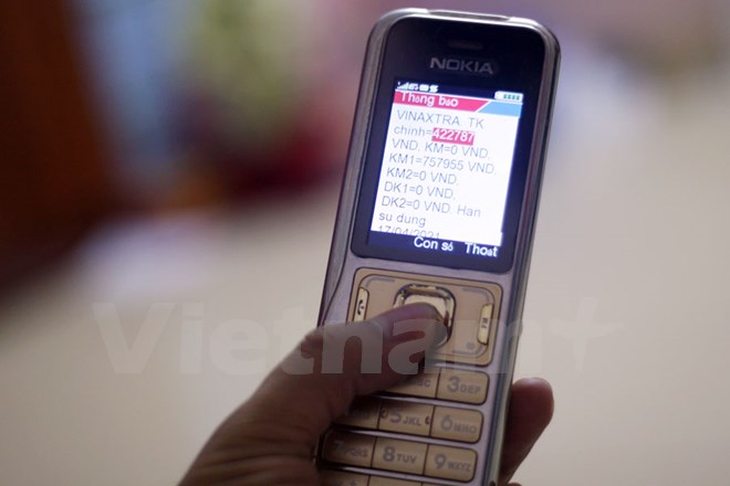 Một chiếc điện thoại Nokia do Trung Quốc sản xuất có giá chưa đến 500.000 đồng, pin dùng 1 tuần và có khá nhiều tính năng hấp dẫn đang thu hút người sử dụng. Tuy nhiên, đây chính là 'mồi ngon' để một vài doanh nghiệp trục lợi