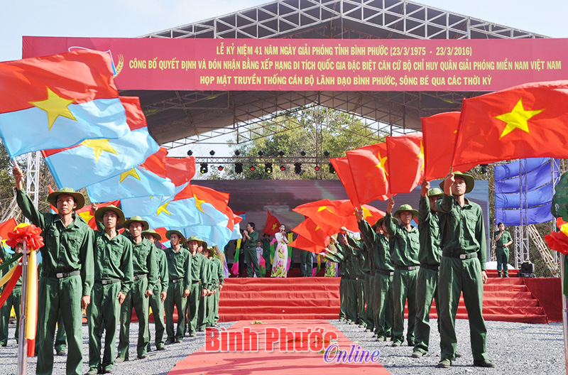 Chương tr&igrave;nh nghệ thuật &ldquo;Vang m&atilde;i b&agrave;i ca chiến thắng&rdquo; t&aacute;i hiện lại cuộc đấu tranh anh dũng của qu&acirc;n v&agrave; d&acirc;n B&igrave;nh Phước anh h&ugrave;ng trong kh&aacute;ng chiến chống Mỹ cứu nước