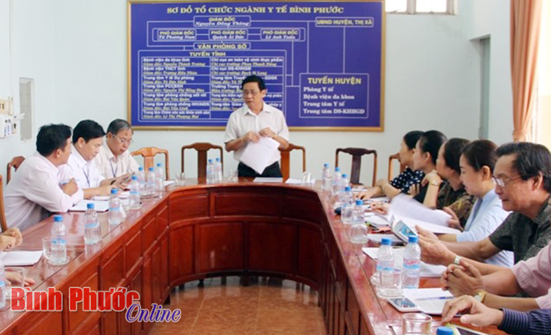 Trưởng ban Văn h&oacute;a &ndash; x&atilde; hội HĐND tỉnh Giang Văn Khoa ph&aacute;t biểu tại buổi gi&aacute;m s&aacute;t tại Sở Y tế 