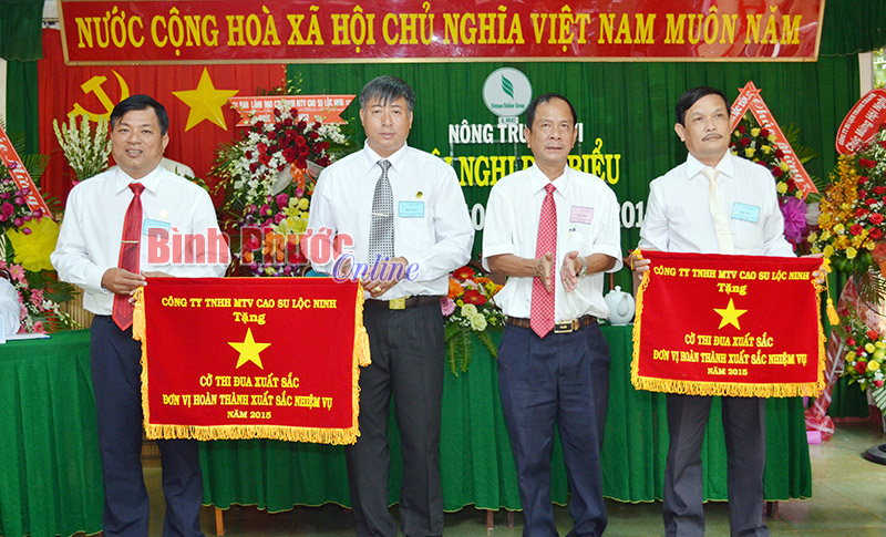 Nông trường 6 cao su Lộc Ninh:Lương năm 2015 tăng 575 ngàn đồng/người/tháng