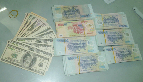 Bắt nữ qu&aacute;i v&agrave; t&igrave;nh trẻ ph&aacute; k&eacute;t sắt trộm gần 800 triệu 2