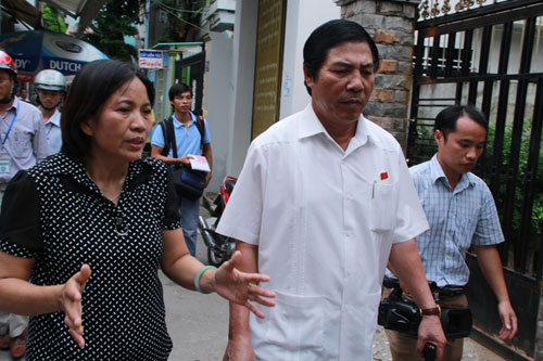 Kh&oacute; nhất l&agrave; xử l&yacute; người đứng đầu