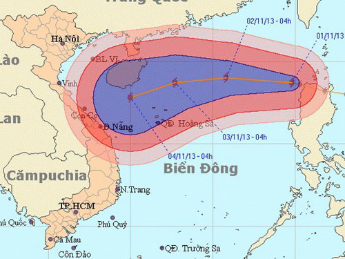 Bão số 12 giật cấp 15 trên biển Đông