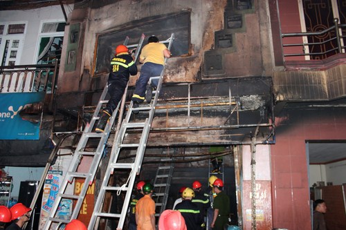 Cháy lớn tại Biên Hòa, 5 người thiệt mạng