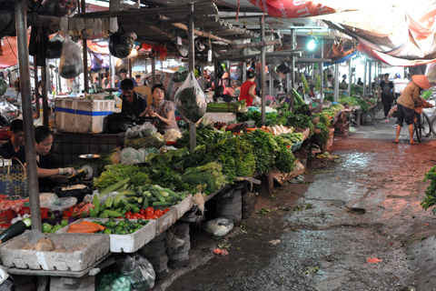 Giá thực phẩm tăng vì bão