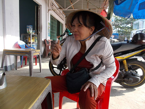 Vĩnh Long: Xôn xao vụ đánh bài chung tờ vé số trúng ! 2