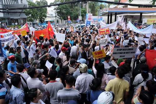 Cuộc tuần hành quy tụ nhiều tầng lớp, lứa tuổi 