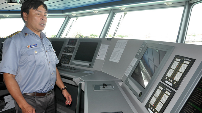 Hệ thống m&agrave;n h&igrave;nh quan s&aacute;t to&agrave;n bộ hoạt động của t&agrave;u v&agrave; xung quanh t&agrave;u