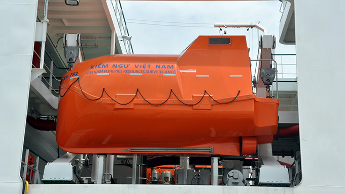 T&agrave;u cứu nạn chuy&ecirc;n dụng xuy&ecirc;n lửa tr&ecirc;n t&agrave;u KN 781 