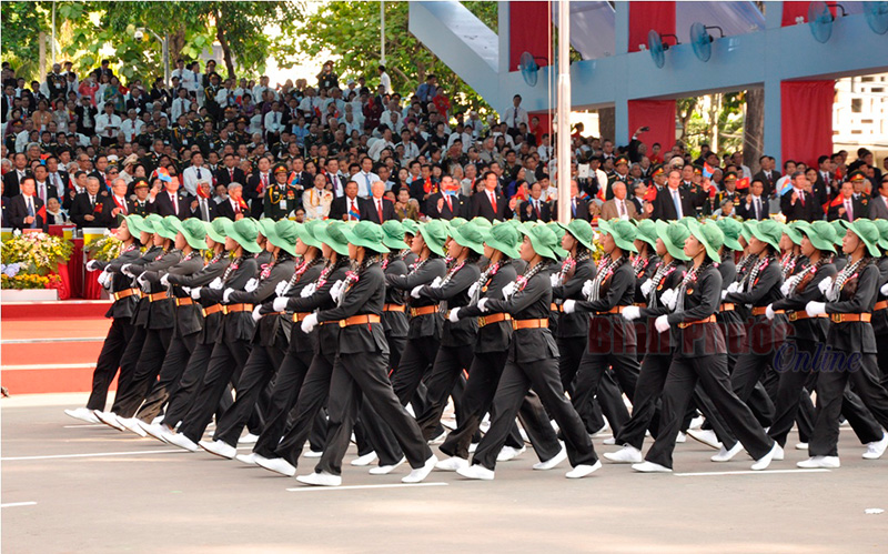 Đội qu&acirc;n t&oacute;c d&agrave;i - nỗi &aacute;m ảnh củ kẻ th&ugrave; v&agrave; niềm tự h&agrave;o của phũ nữ Việt Nam