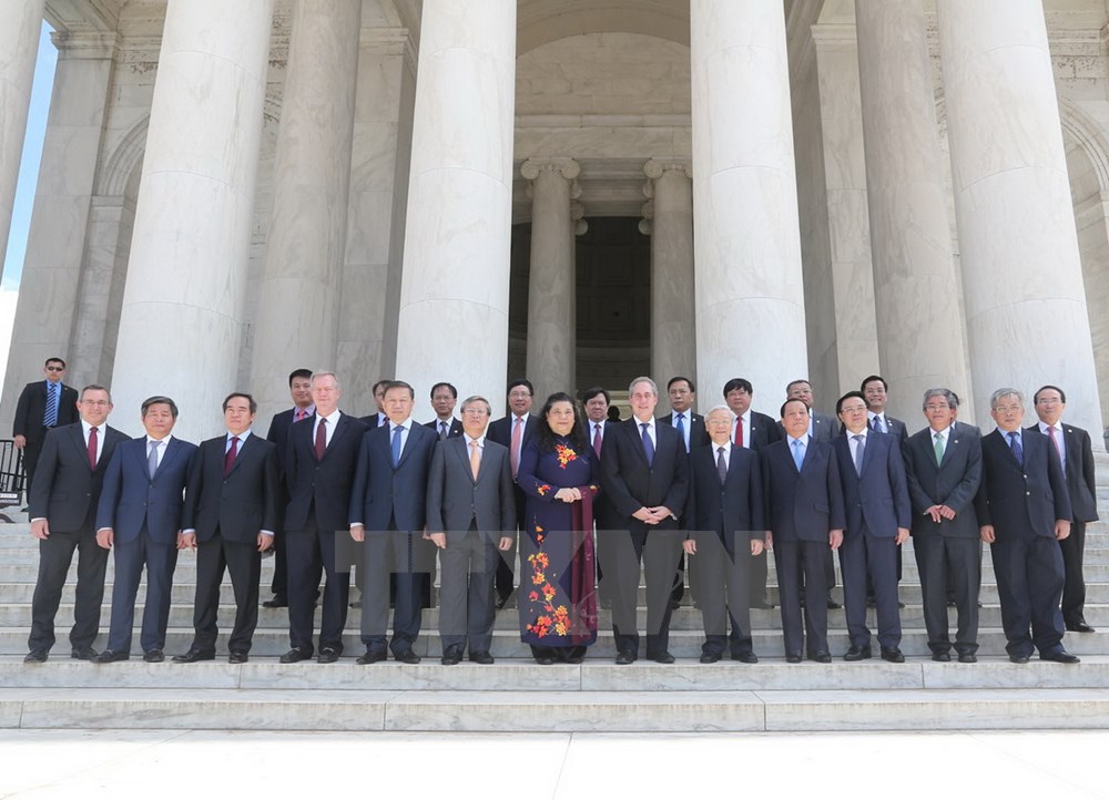 Tổng Bí thư Nguyễn Phú Trọng đến thăm Nhà tưởng niệm Tổng thống Hoa Kỳ Thomas Jefferson ở Thủ đô Washington D.C