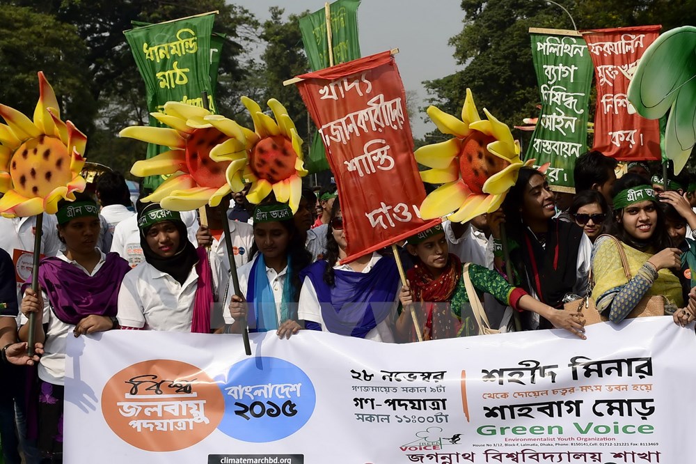 Tuần hành kêu gọi hành động vì khí hậu tại Dhaka, Bangladesh ngày 28-11