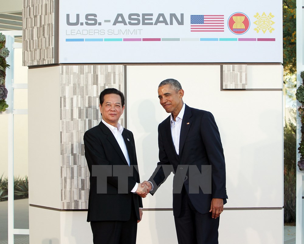 Tổng thống Mỹ Barack Obama đón Thủ tướng Chính phủ Nguyễn Tấn Dũng. (Ảnh: Đức Tám-TTXVN)