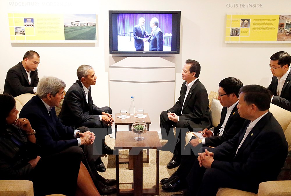 Thủ tướng Chính phủ Nguyễn Tấn Dũng hội kiến Tổng thống Hoa Kỳ Barack Obama. (Ảnh: Đức Tám-TTXVN)