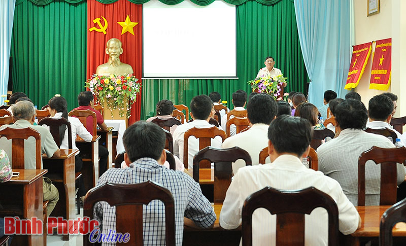 Ông Nguyễn Tuấn, Giám đốc Sở Văn hóa, Thể thao và Du lịch phát biểu tại buổi bế mạc lớp bồi dưỡng