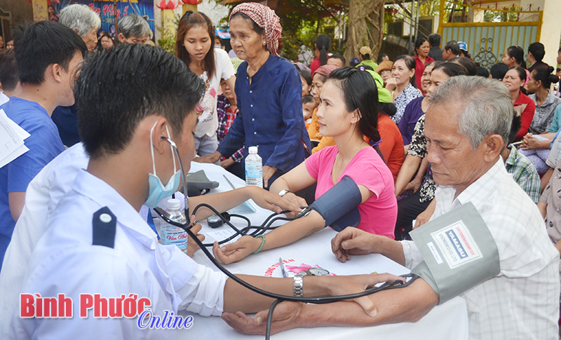 Hội CTĐ huyện Chơn Thành: Tích cực hoạt động xã hội từ thiện