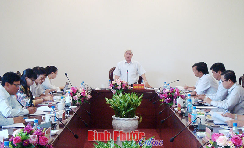 Bí thư Tỉnh ủy Nguyễn Văn Lợi phát biểu kết luận tại buổi làm việc