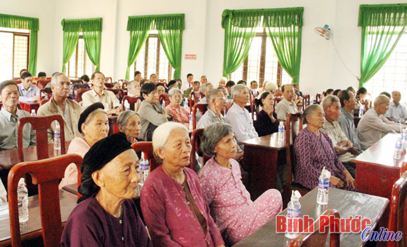 Hơn 50 cụ dự lễ kỷ niệm 26 năm ng&agrave;y quốc tế NCT