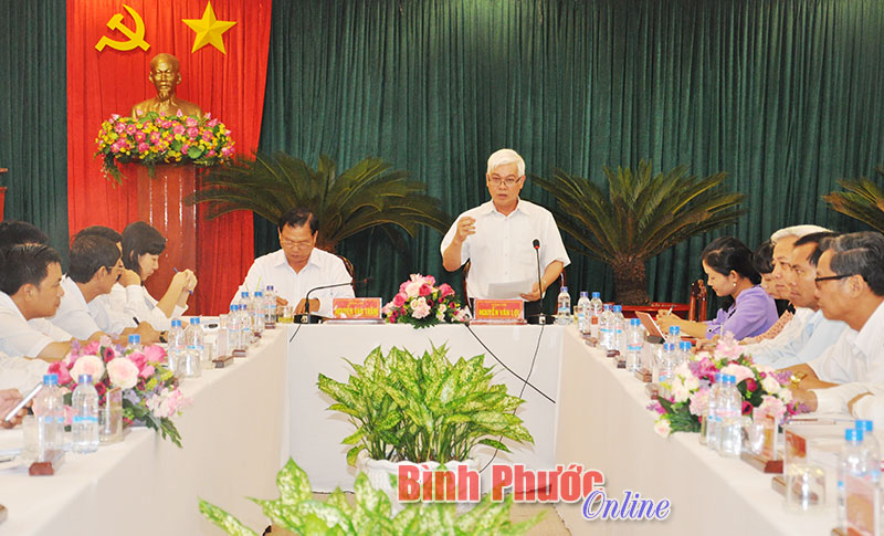 Đồng chí Nguyễn Văn Lợi phát biểu tại hội thảo
