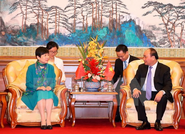 Thủ tướng Nguyễn Xu&acirc;n Ph&uacute;c tiếp Chủ tịch Hội hữu nghị đối ngoại nh&acirc;n d&acirc;n Trung Quốc L&yacute; Tiểu L&acirc;m.