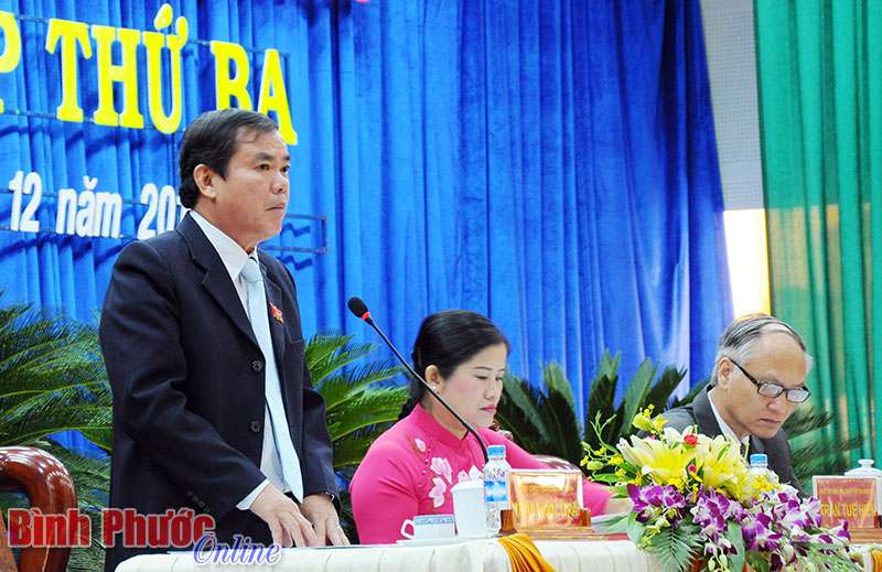 Ủy vi&ecirc;n Ban thường vụ Tỉnh ủy, Ph&oacute; chủ tịch HĐND tỉnh Trần Ngọc Trai chủ tr&igrave; buổi l&agrave;m việc s&aacute;ng nay