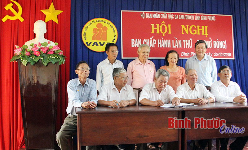 C&aacute;c huyện, thị hội k&yacute; kết giao ước thi đua năm 2017