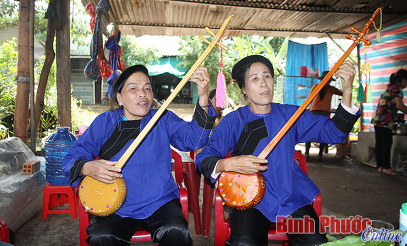 Đinh Thị Như Quỳnh tỏa sáng