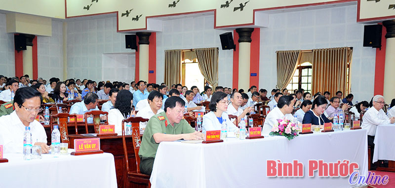 Các đại biểu tham dự hội nghị