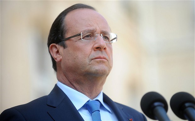 Tổng thống Pháp Francois Hollande hủy chuyến công du Ba Lan