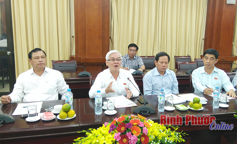 Đồng chí Bí thư Tỉnh ủy Nguyễn Văn Lợi phát biểu tại buổi làm việc